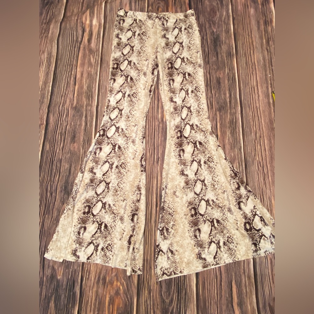 Snake print Palazzo Palooza Pants Buttery Soft Flare Bell Bottoms NWOT